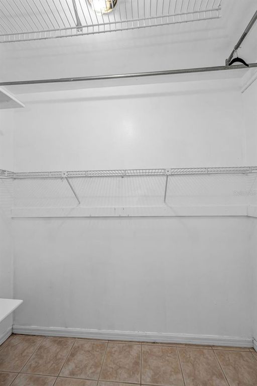 Image 44 of property listing at 12038 STONE CROSSING CIRCLE, Tampa, FL 33635