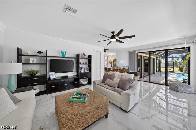 2608 Archer PKWY W, Cape Coral, FL 33904