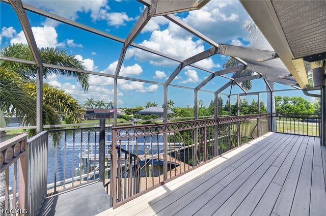 2608 Archer PKWY W, Cape Coral, FL 33904