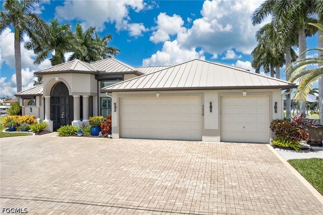 2608 Archer PKWY W, Cape Coral, FL 33904
