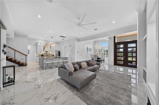 2608 Archer PKWY W, Cape Coral, FL 33904