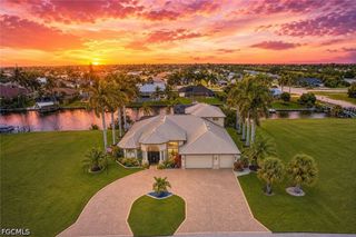 2608 Archer PKWY W, Cape Coral, FL 33904