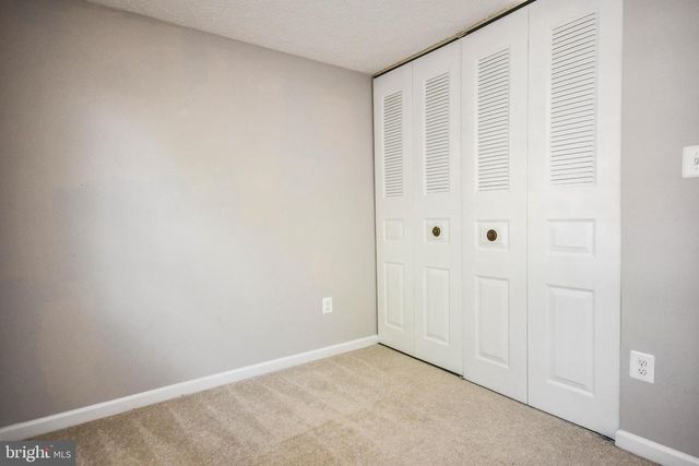 27 CROSS COUNTRY CT, Gaithersburg, MD 20879