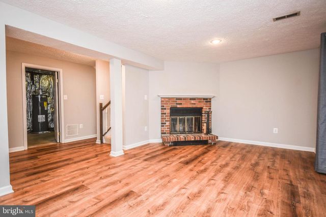 27 CROSS COUNTRY CT, Gaithersburg, MD 20879