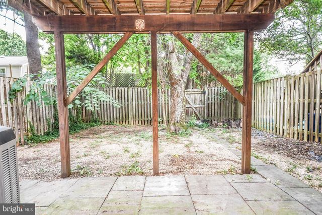 27 CROSS COUNTRY CT, Gaithersburg, MD 20879