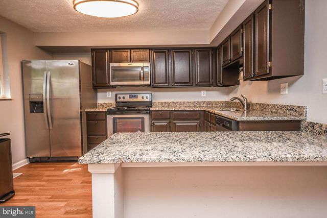 27 CROSS COUNTRY CT, Gaithersburg, MD 20879