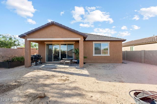 10563 W Walker Brown Drive W, Marana, AZ 85653