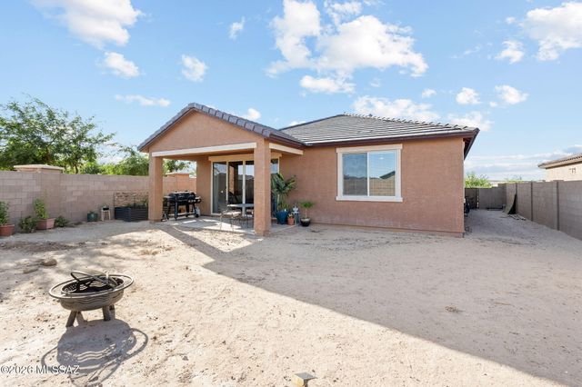 10563 W Walker Brown Drive W, Marana, AZ 85653