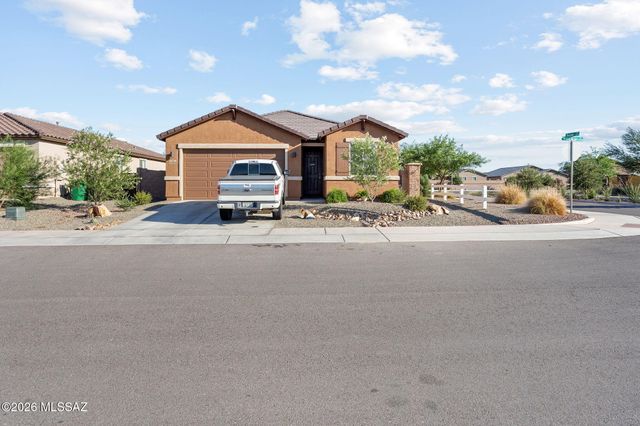 10563 W Walker Brown Drive W, Marana, AZ 85653
