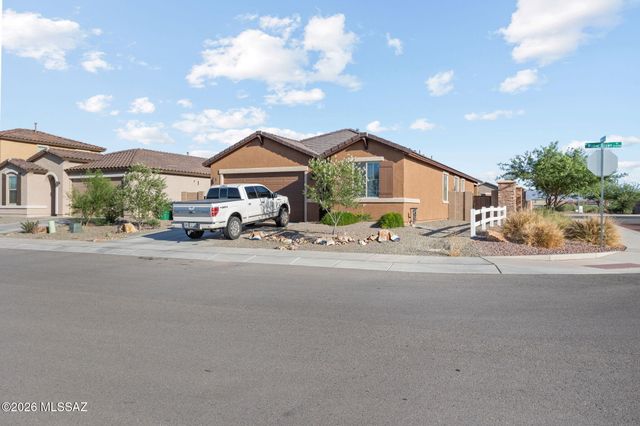 10563 W Walker Brown Drive W, Marana, AZ 85653
