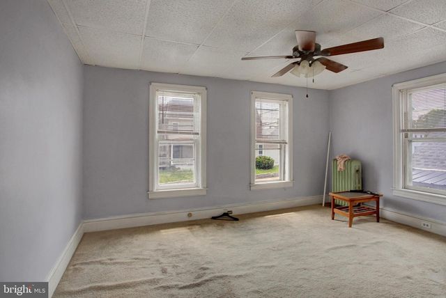 23 & 25 N QUEEN STREET, Shippensburg, PA 17257