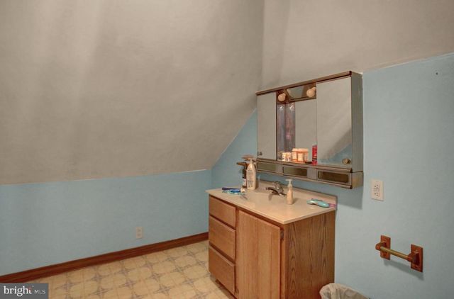 23 & 25 N QUEEN STREET, Shippensburg, PA 17257