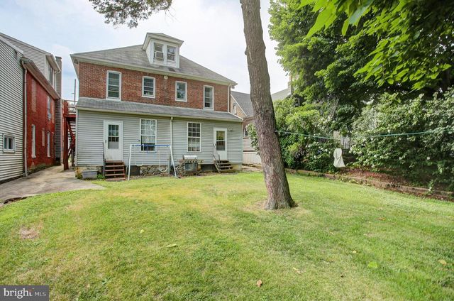 23 & 25 N QUEEN STREET, Shippensburg, PA 17257