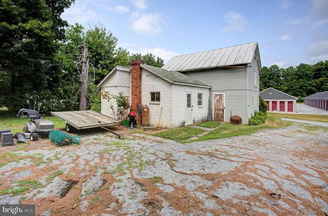 23 & 25 N QUEEN STREET, Shippensburg, PA 17257