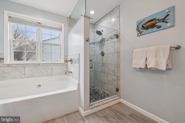 14 BOWIE MILL AVE, Taneytown, MD 21787