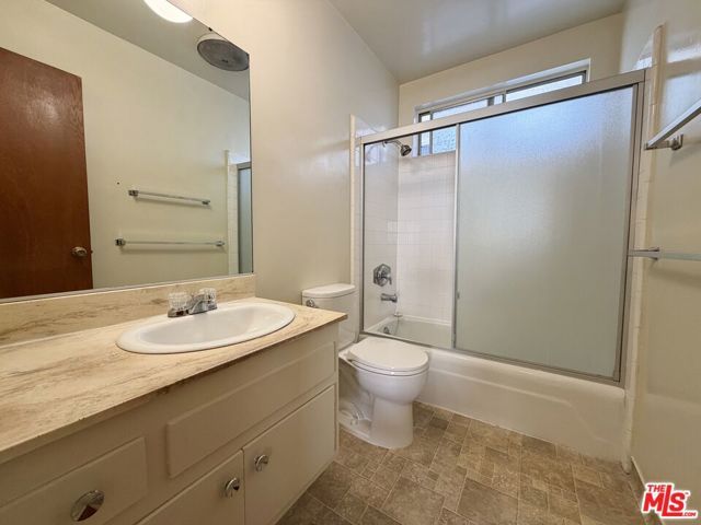 1261 Granville Avenue 6, Los Angeles, CA 90025