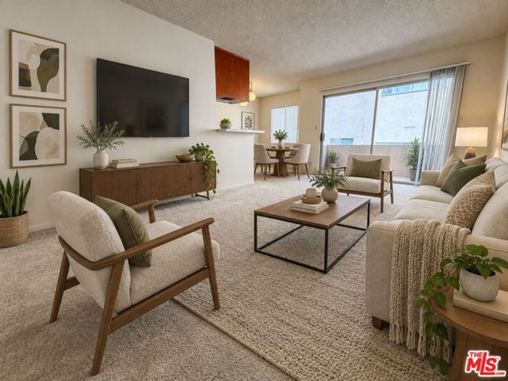 1261 Granville Avenue 6, Los Angeles, CA 90025