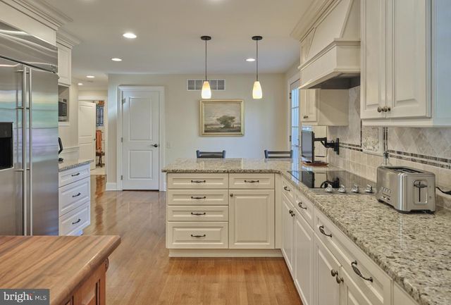 92 HOMESTEAD DR, Doylestown, PA 18901