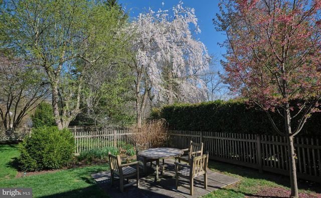 92 HOMESTEAD DR, Doylestown, PA 18901