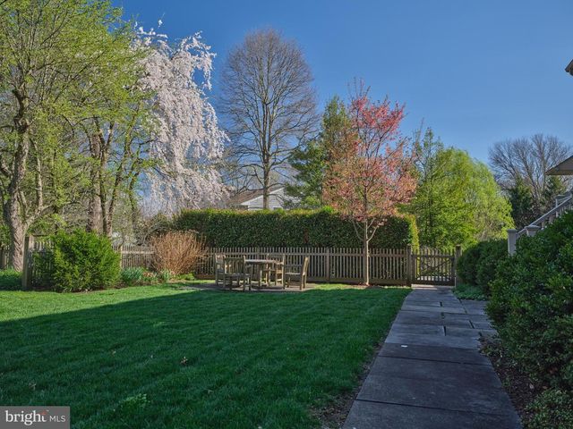 92 HOMESTEAD DR, Doylestown, PA 18901