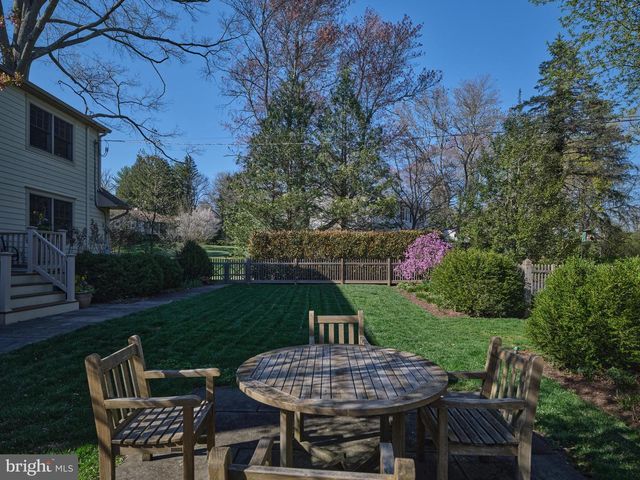 92 HOMESTEAD DR, Doylestown, PA 18901