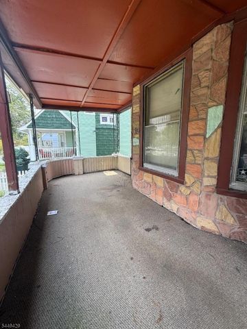 605 Park Ave, East Orange City, NJ 07017