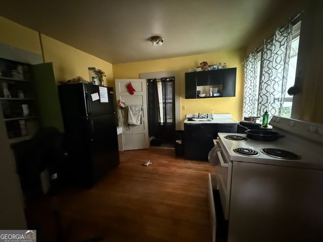 205 Georgia Avenue, Barnesville, GA 30204