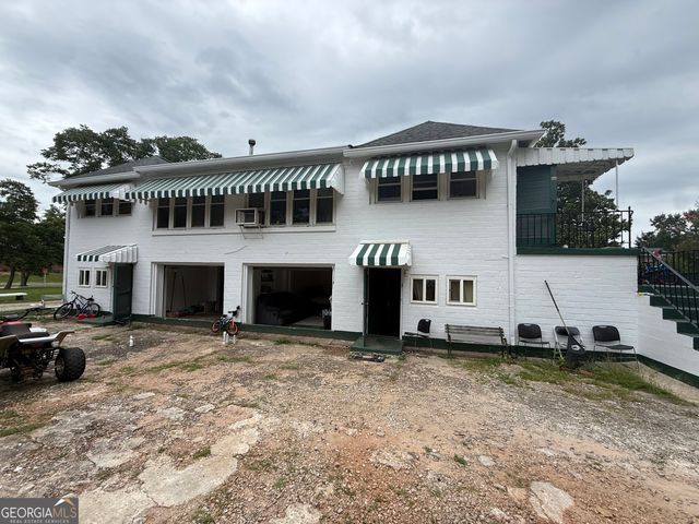 205 Georgia Avenue, Barnesville, GA 30204