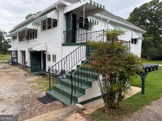 205 Georgia Avenue, Barnesville, GA 30204