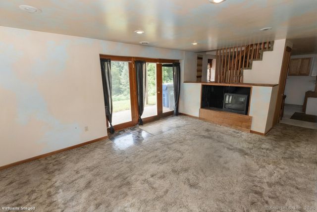 32 Cedar Lane, Montville, CT 06382