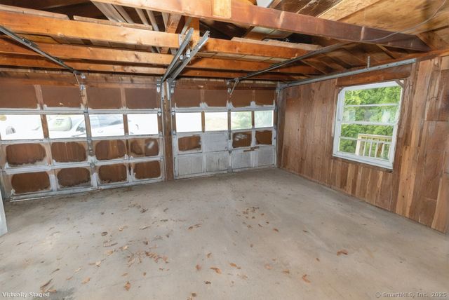 32 Cedar Lane, Montville, CT 06382