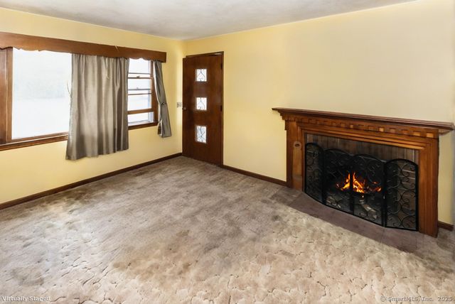 32 Cedar Lane, Montville, CT 06382