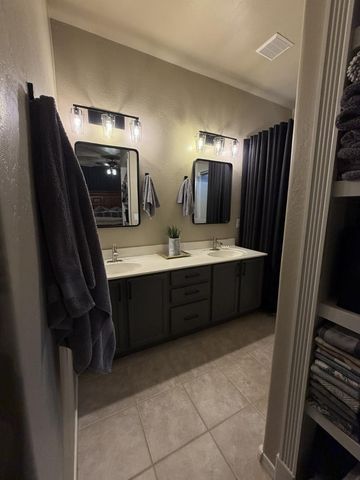 17565 N 167th Drive, Surprise, AZ 85374