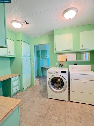 198 Kona Cir, Pittsburg, CA 94565