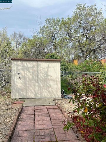 198 Kona Cir, Pittsburg, CA 94565