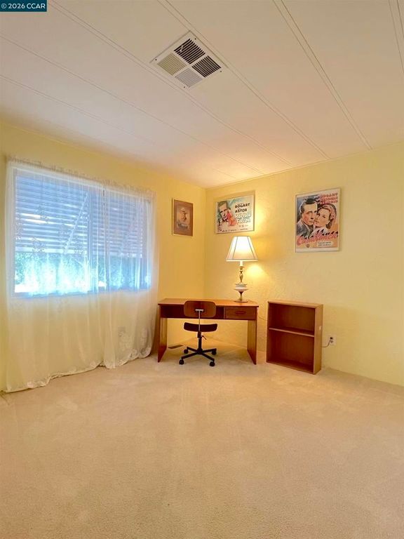 Image 14 of property listing at 198 Kona Cir, Pittsburg, CA 94565