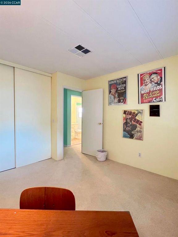 Image 15 of property listing at 198 Kona Cir, Pittsburg, CA 94565