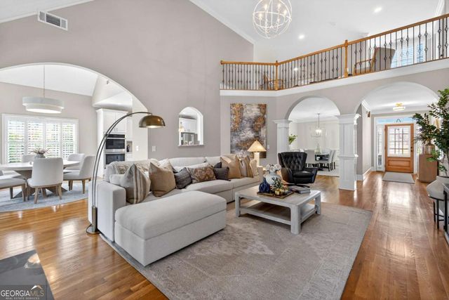 109 Hawks Bend, Canton, GA 30115