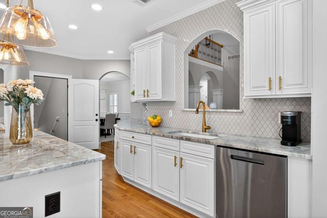 109 Hawks Bend, Canton, GA 30115