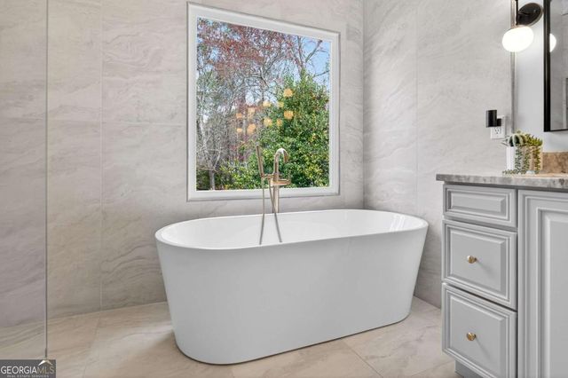 109 Hawks Bend, Canton, GA 30115