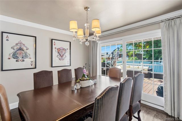 33 Birchwood Park Drive, Syosset, NY 11791