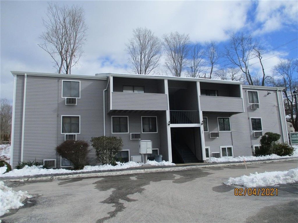 36 Cowesett Avenue 4, West Warwick, RI 02893