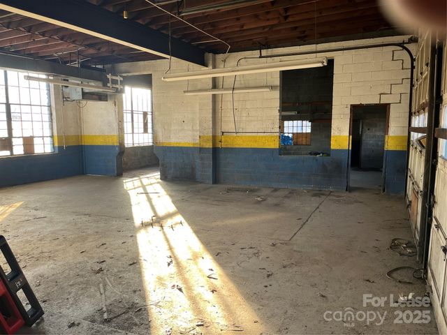 101 S Lexington Avenue, Asheville, NC 28801