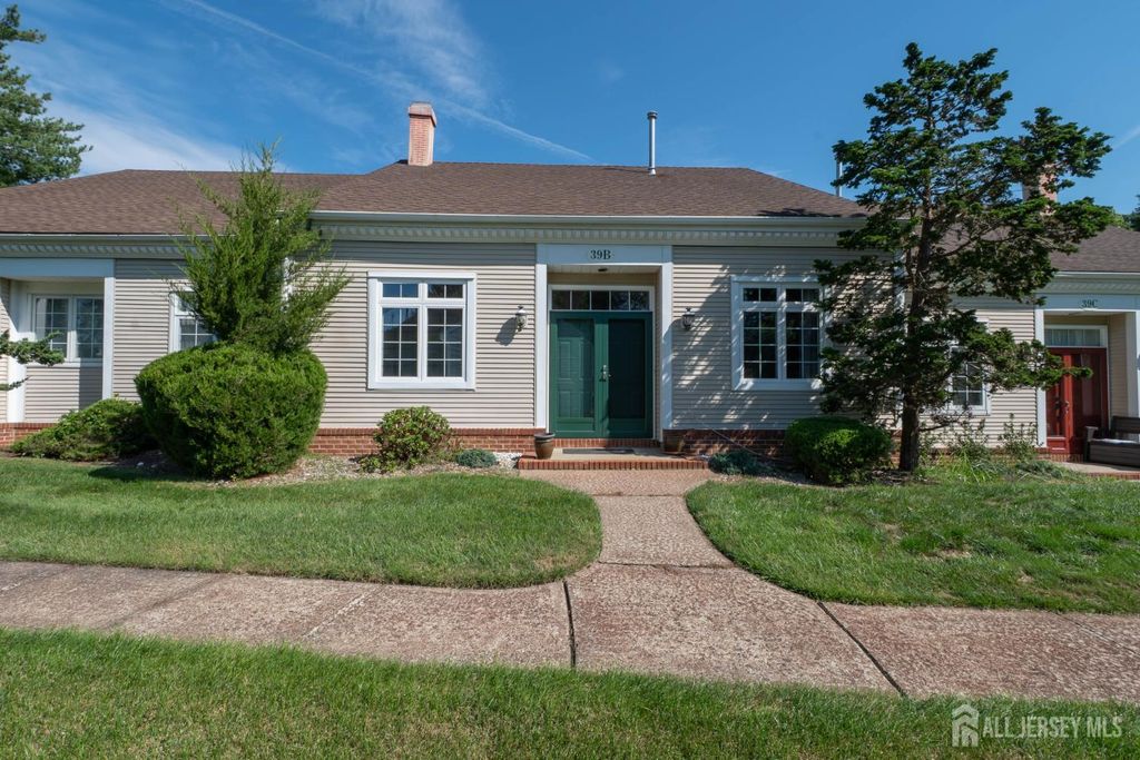 39 Winthrop Road B, Monroe, NJ 08831