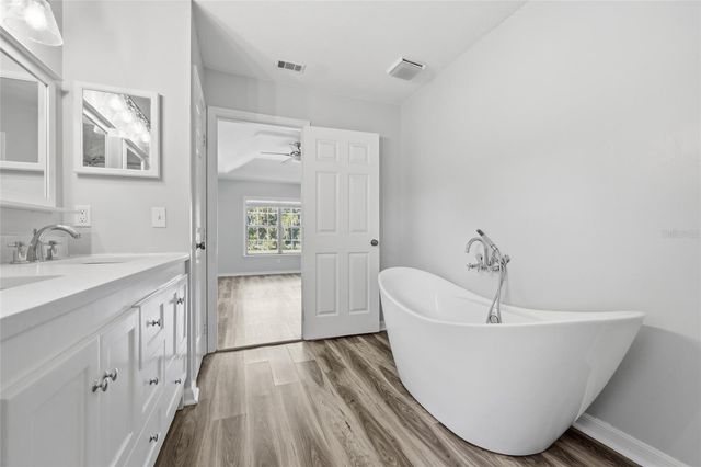 462 SW FAIRLINGTON COURT, Lake City, FL 32025