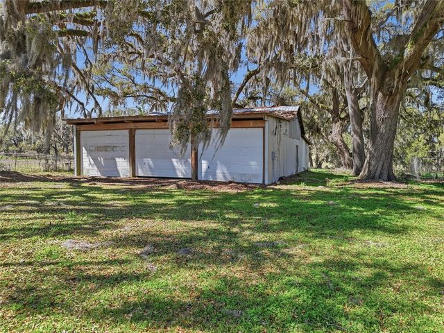 462 SW FAIRLINGTON COURT, Lake City, FL 32025