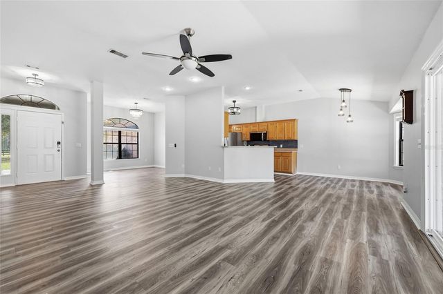 462 SW FAIRLINGTON COURT, Lake City, FL 32025