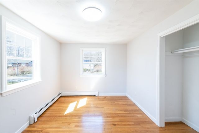 9 Meredith Dr, Falmouth, MA 02536