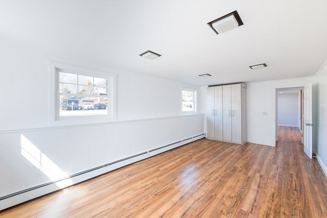 9 Meredith Dr, Falmouth, MA 02536