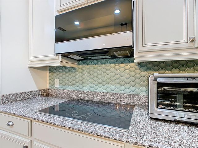 432 BEL AIR WAY, Kissimmee, FL 34759